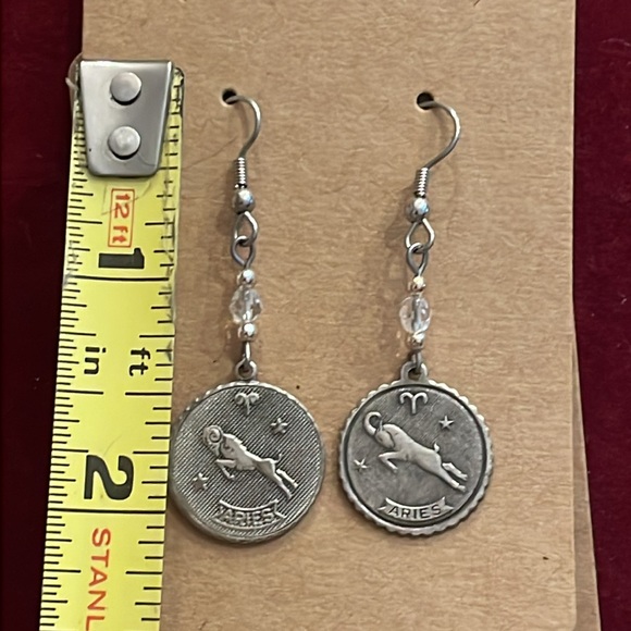 Vintage Boho zodiac earrings for March Aries! 80’s 90’s Summer Fun!! - Picture 3 of 5